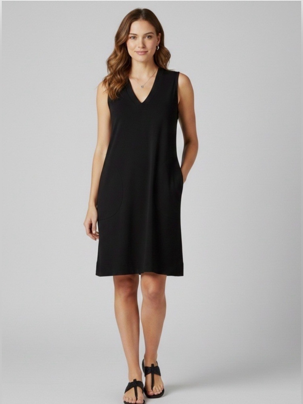 SPANX Black Sleeveless V-Neck Shift Dress